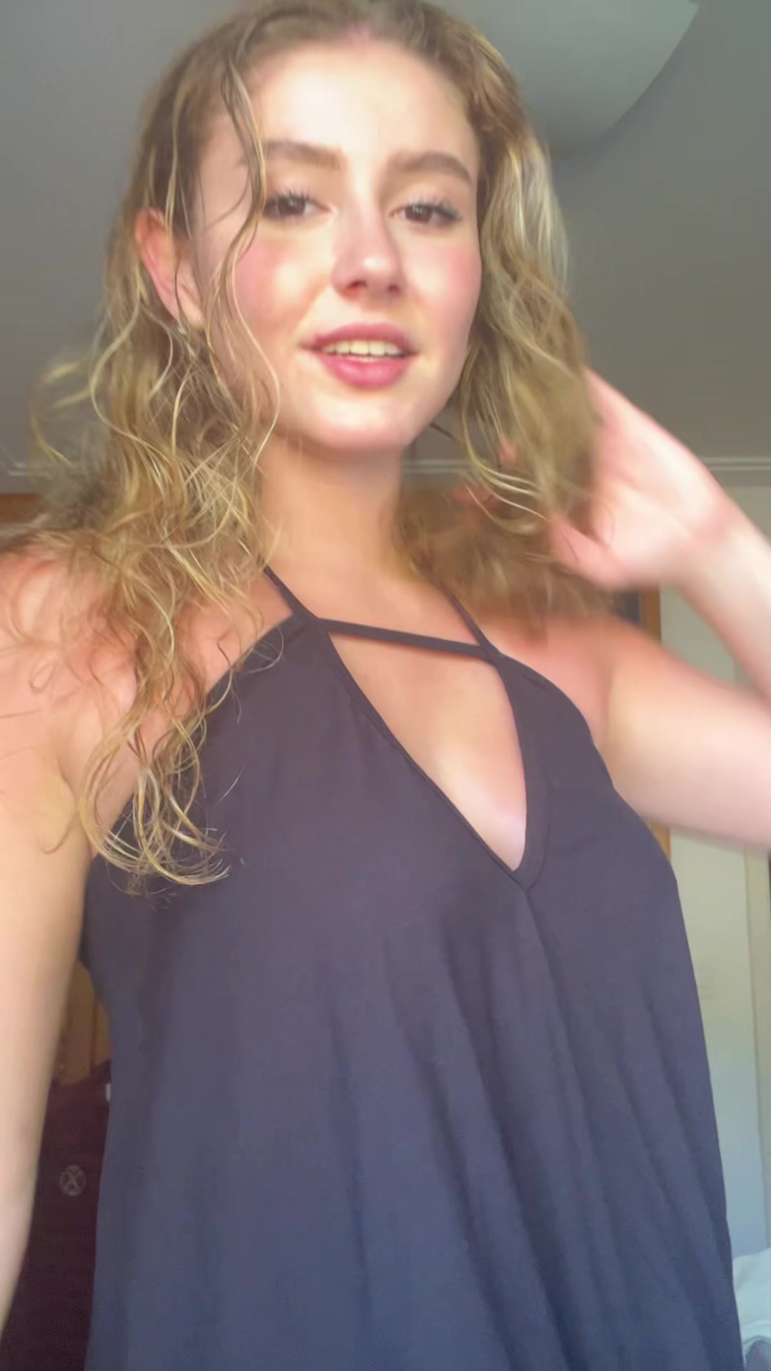 @r :)