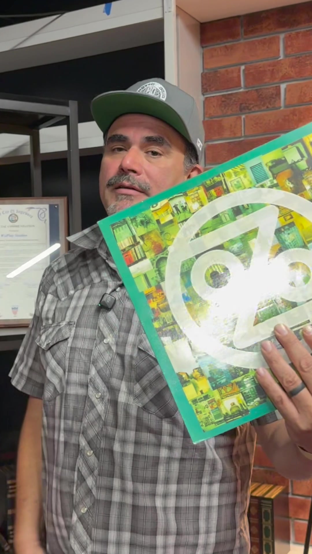 @Ozomatli