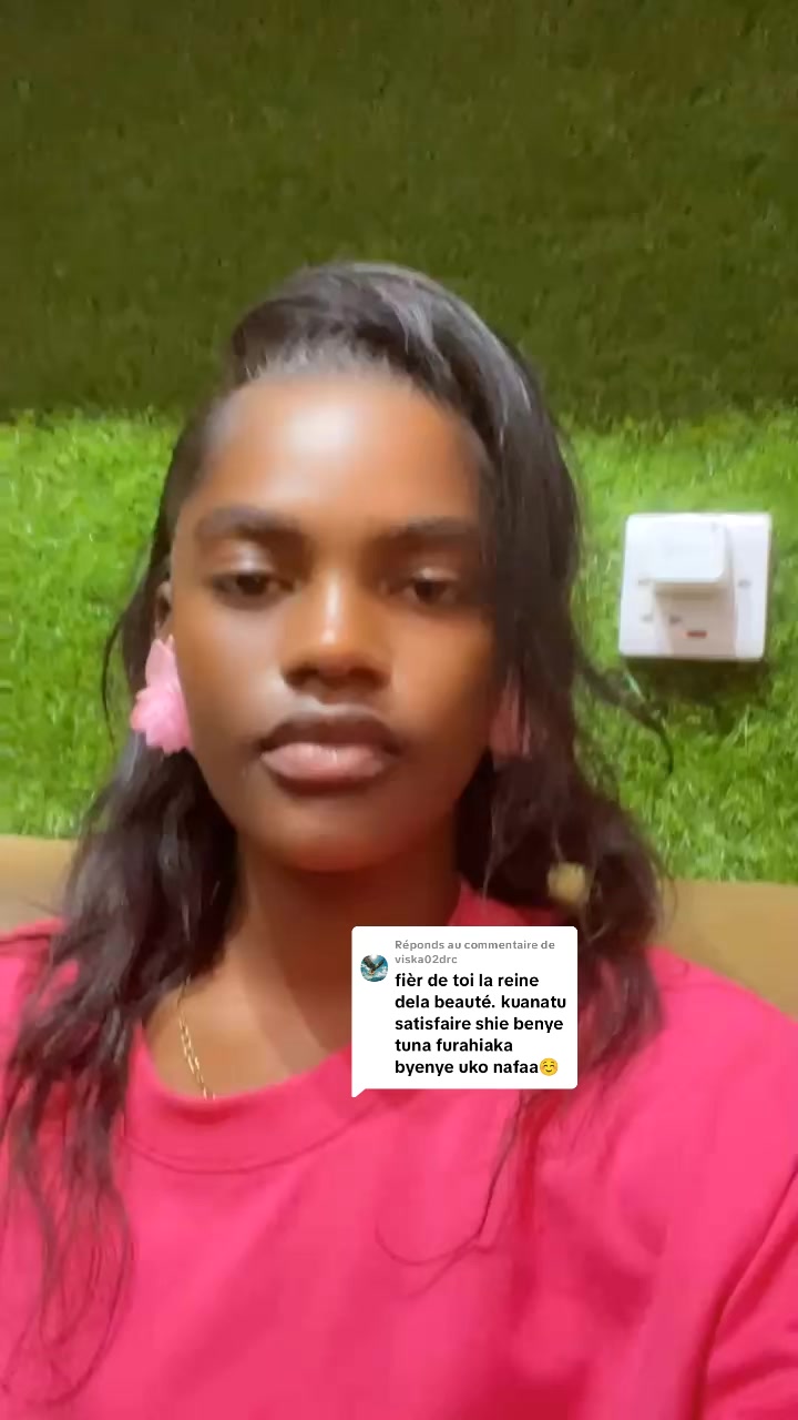 @Rihanna bb volont&eacute; ❤️❤️