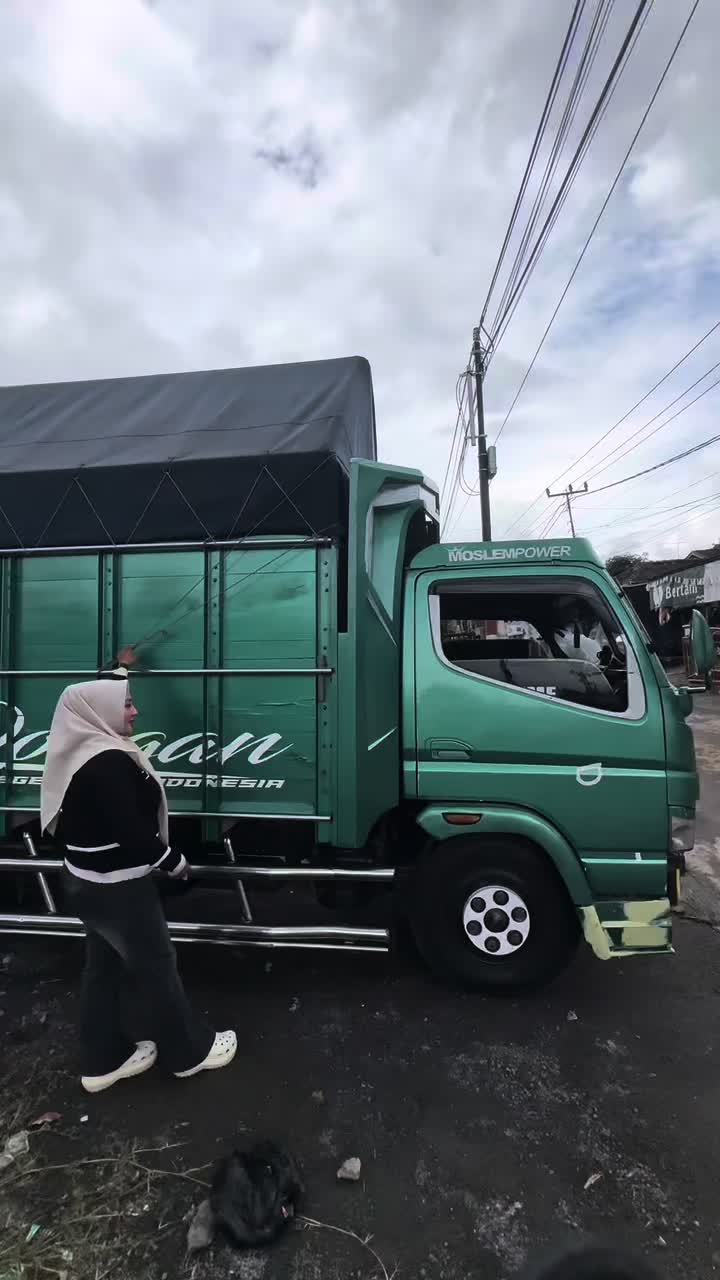@Santika