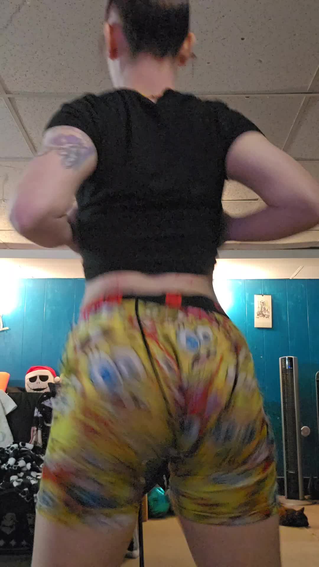 @miszpebblesz