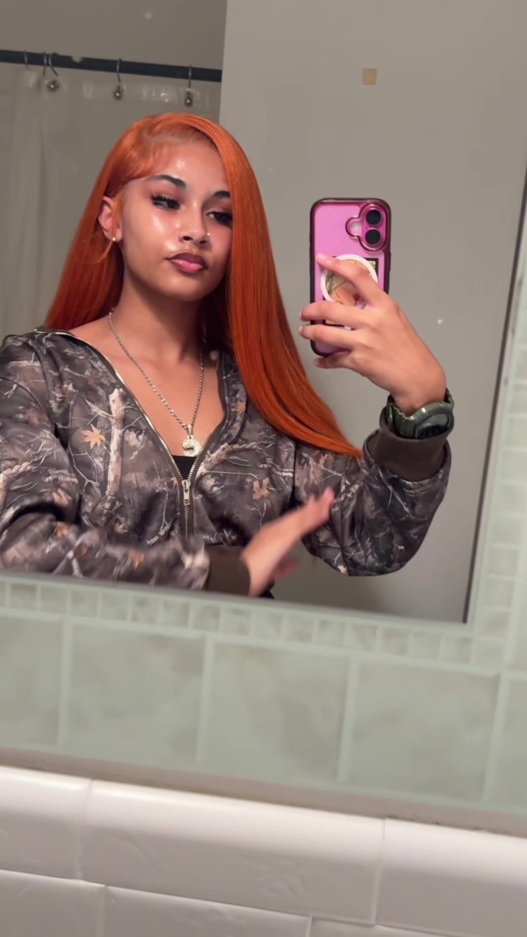 @chloopeezy