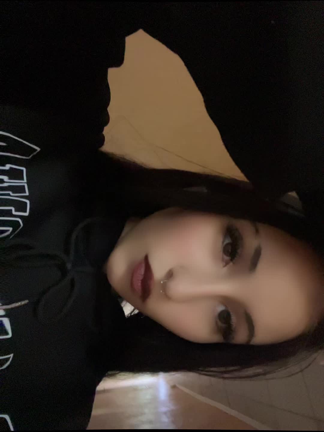 @Асечка🤍