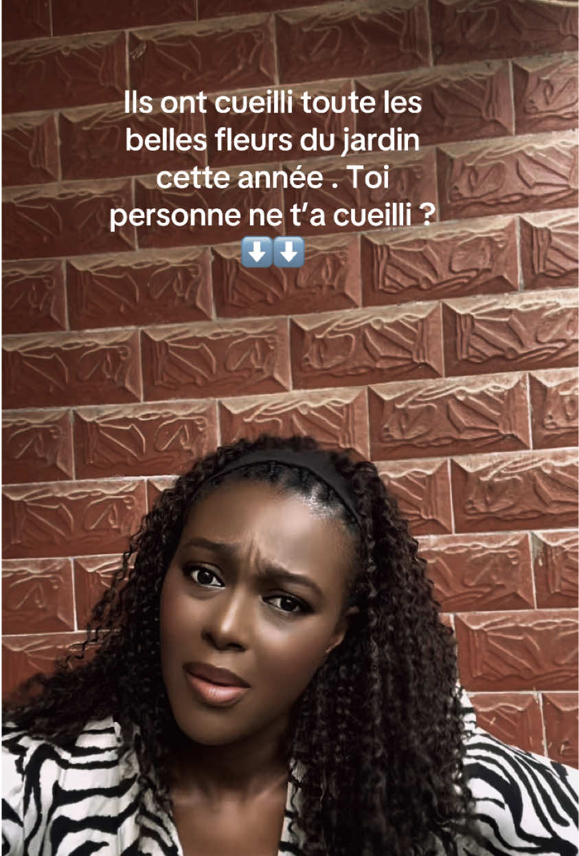 @Call Me TITINA 🇨🇮🌟🌟🌟