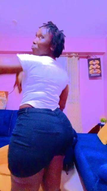 @Nyanchy curvaceous ❣️