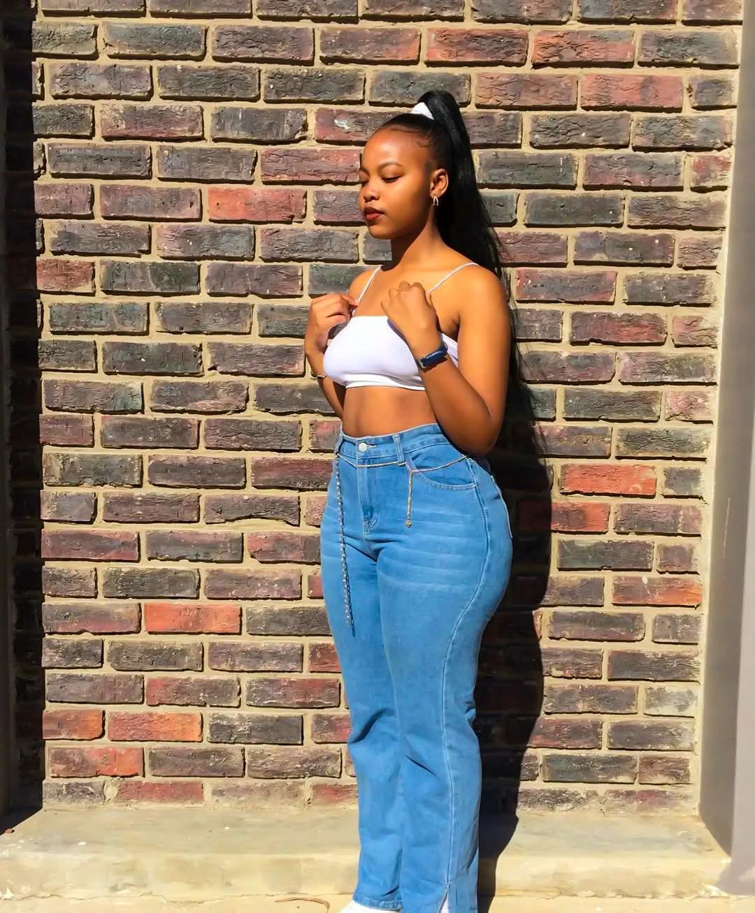 @AfricanBeauty