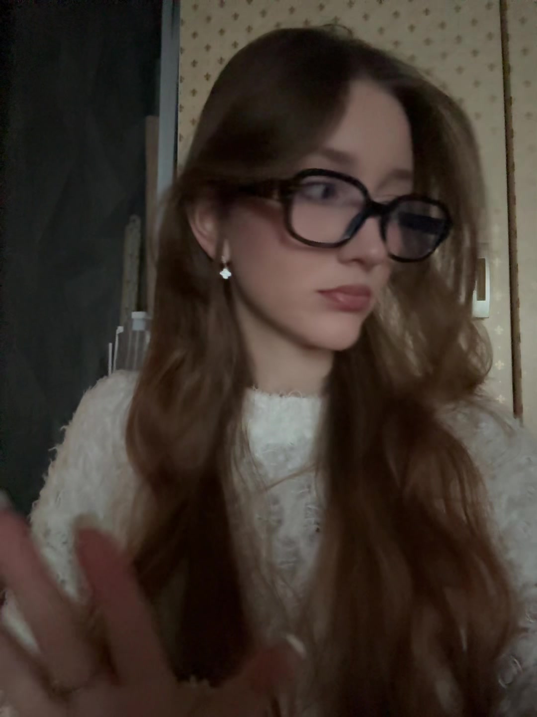 @uyyxwi5