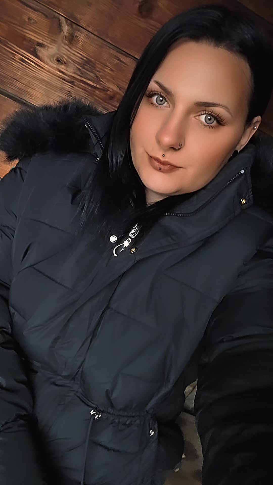 @ThisIsRaveriN