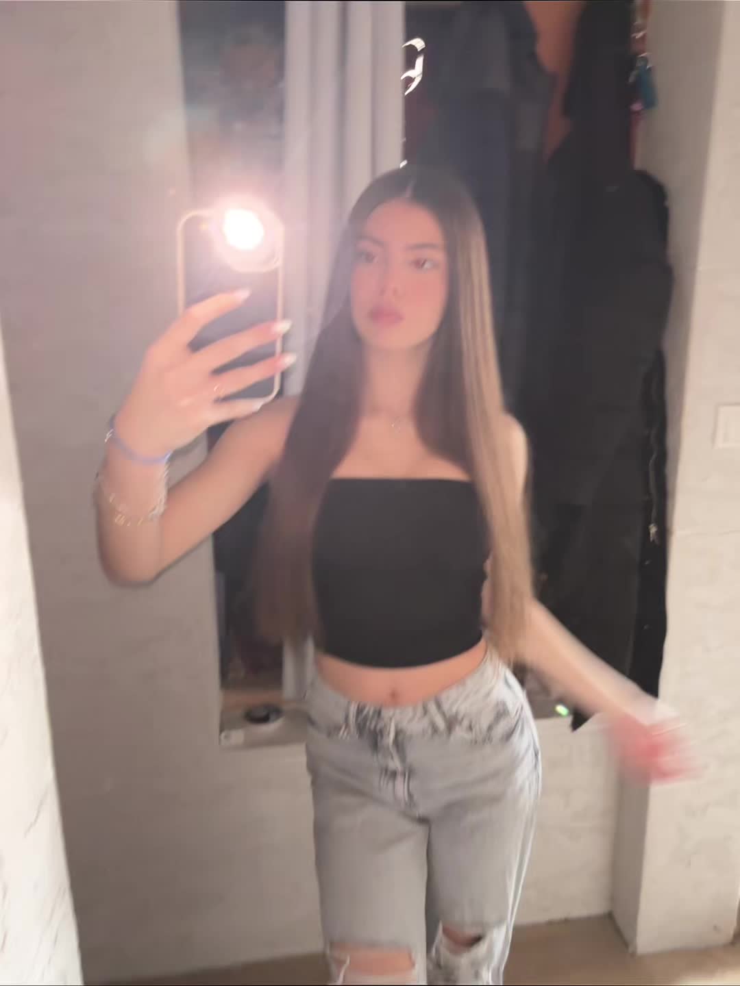@𝐋 𝐚 𝐫 𝐚