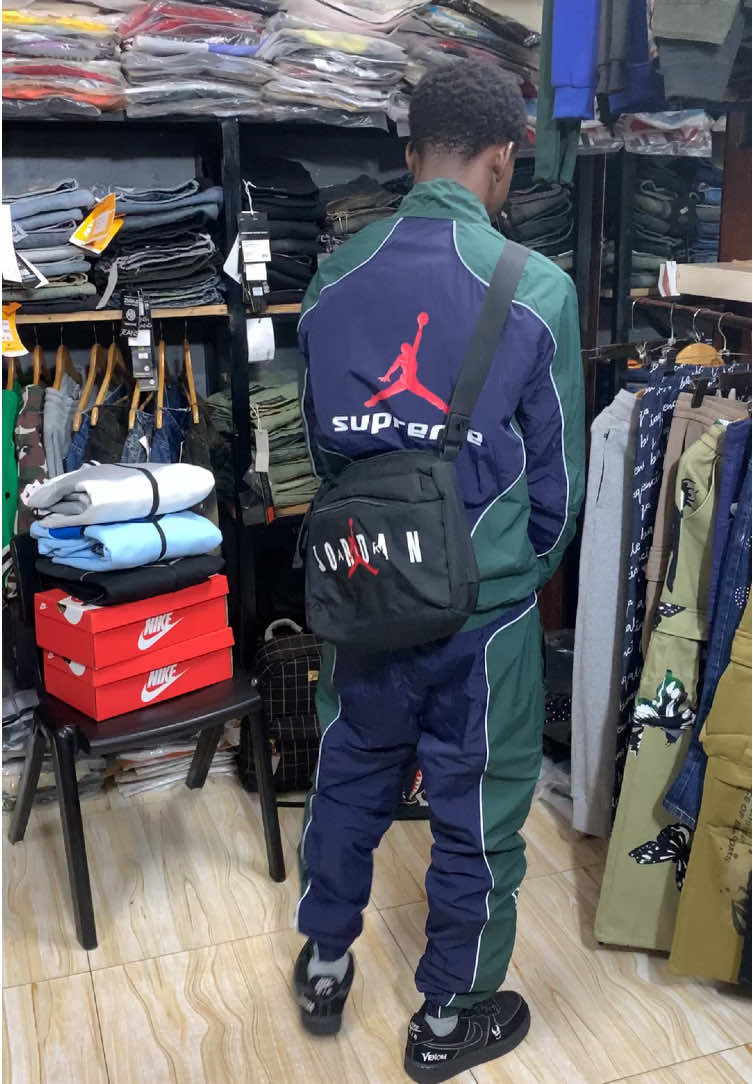@ICE_CHINO_YRN💧🌟🇲🇱🌍