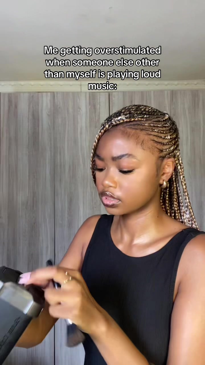 @Iminathi