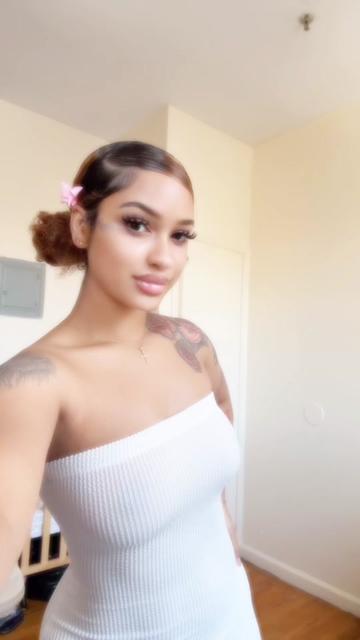 @yourfavoriteebarbiee