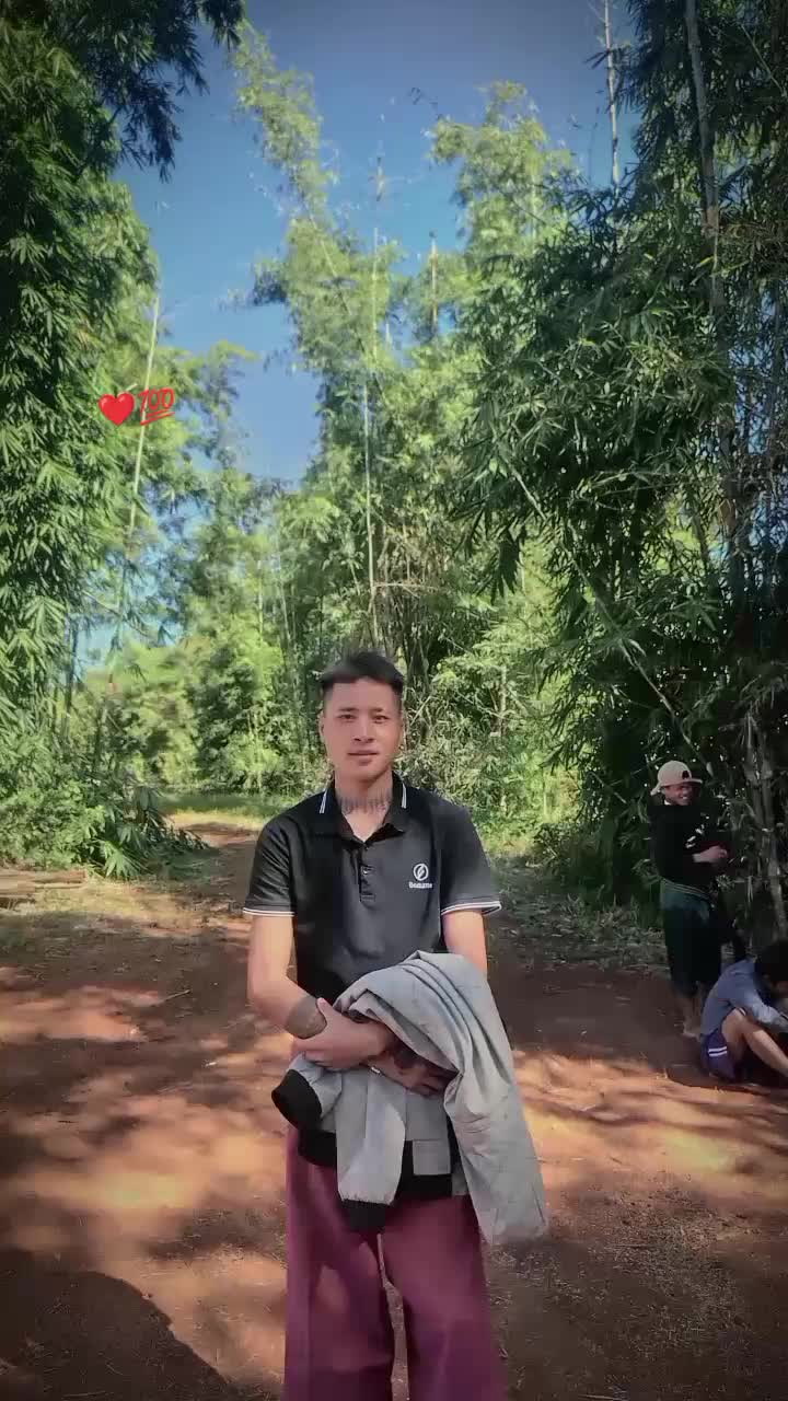 @💬 Ĥøṃ ယုမ်ႉ☺️