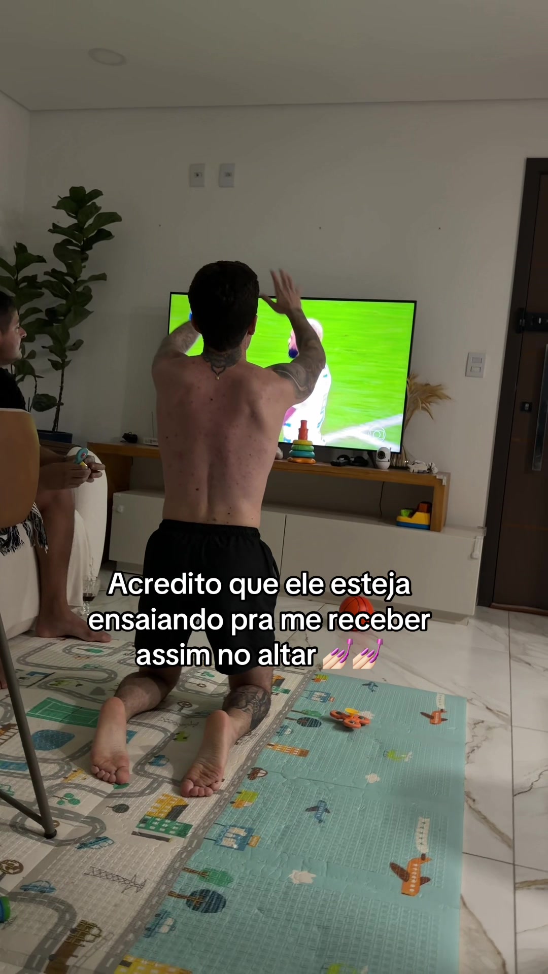 @larissamiguez1