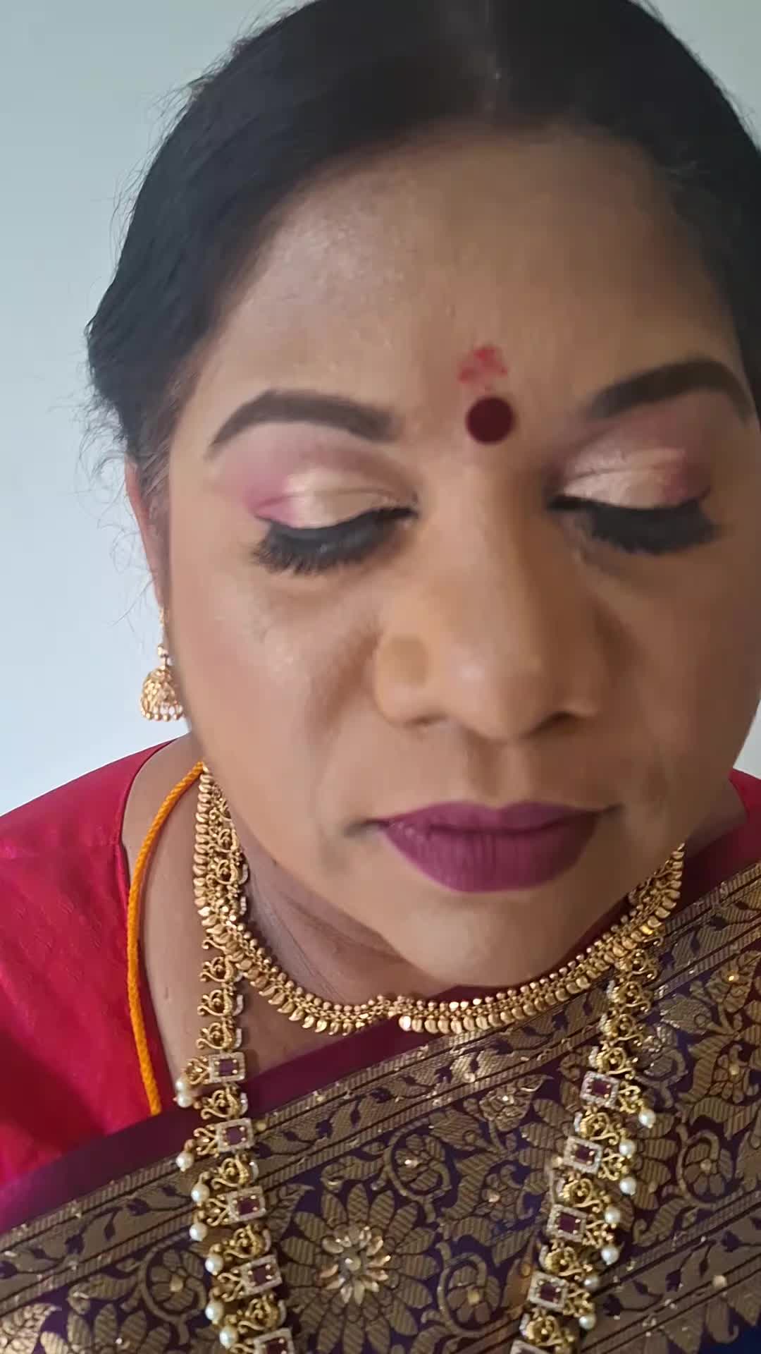 @Ashna_MUA🦋