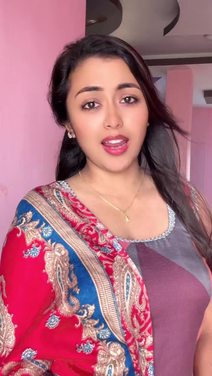 @DEEPA🦋