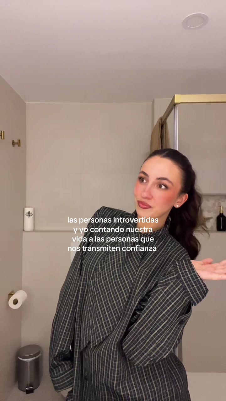 @Luc&iacute;a Armenteros