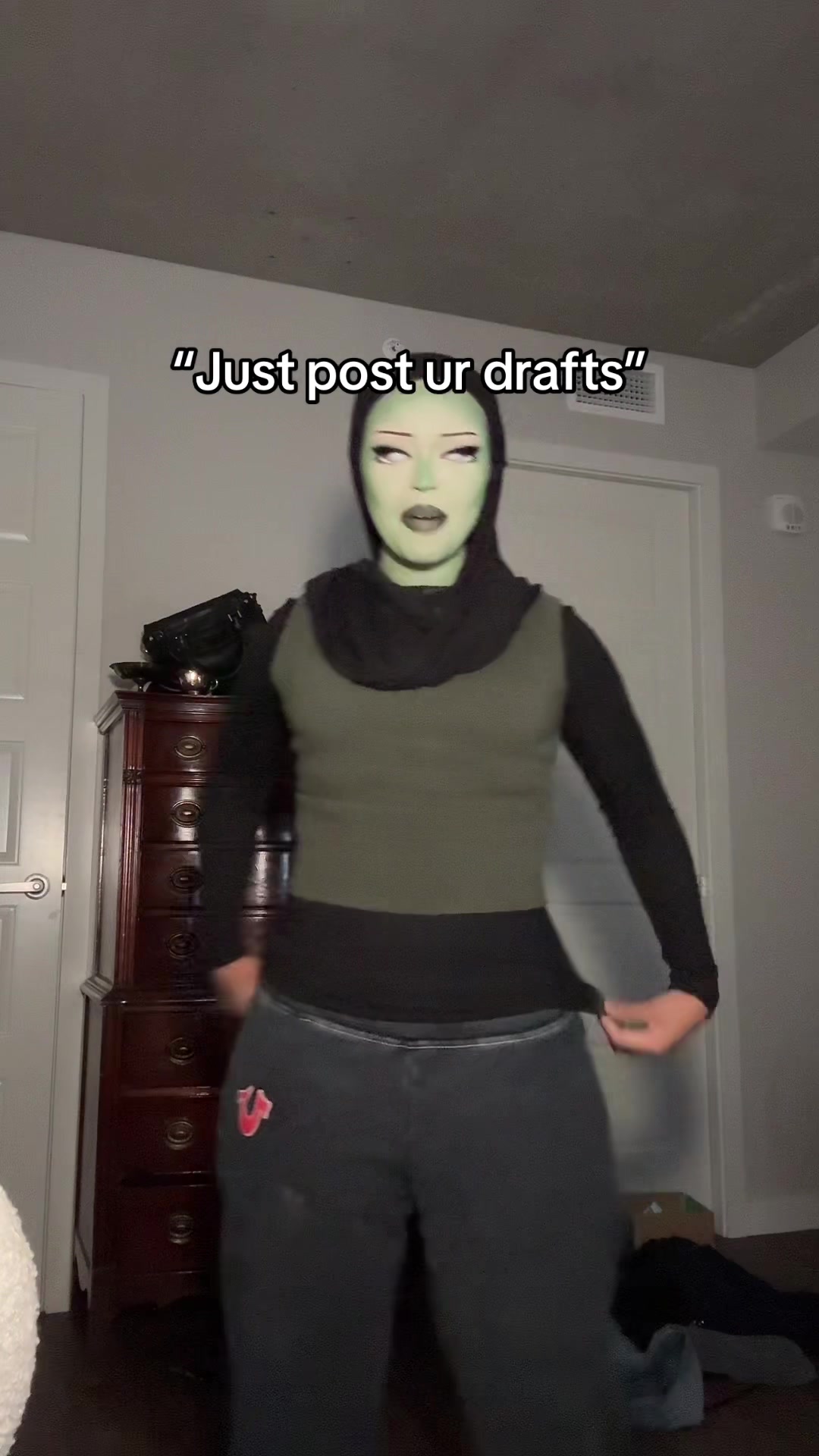 @Laylo