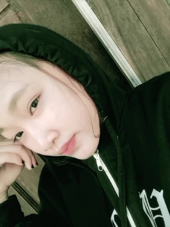@₣ł₣ł 🕸🕷.