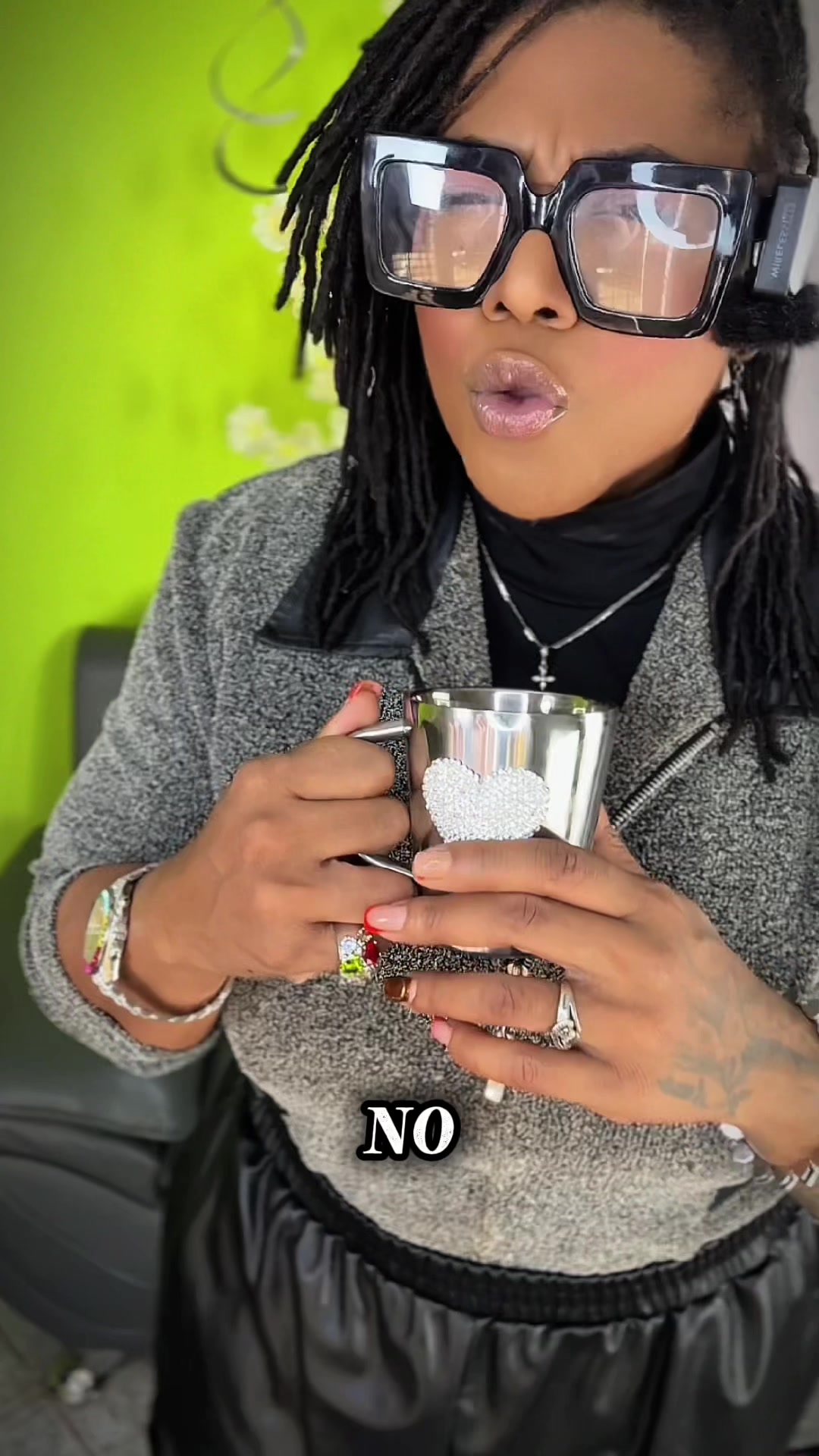 @LaSista