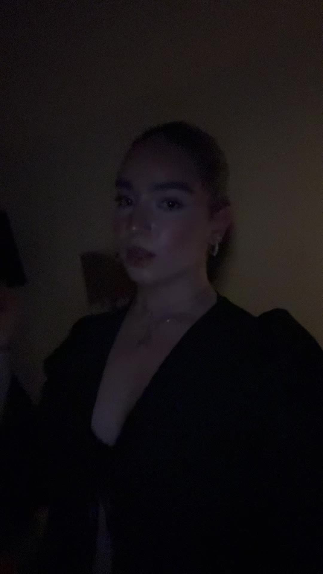 @E͛l͛e͛n͛a͛
