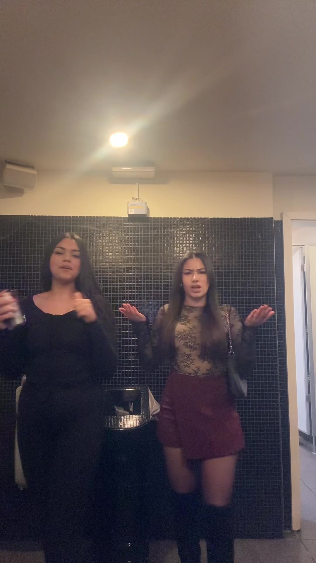 @ℛ𝒾𝓂𝒶