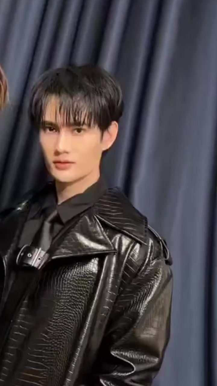 @𝙈𝙤𝙢𝙢𝙮 𝙉𝙖𝙧𝙚𝙩
