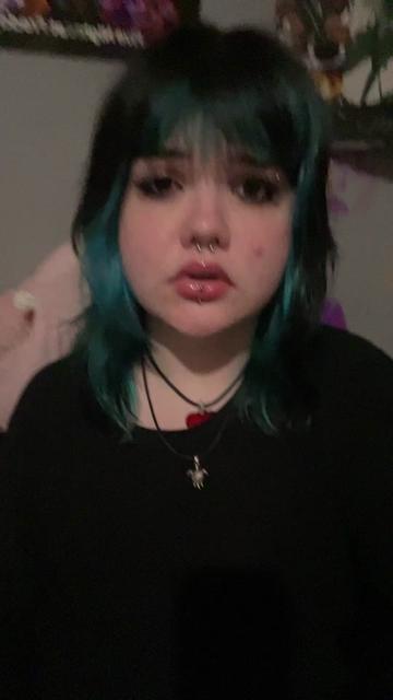 @womanstealerr