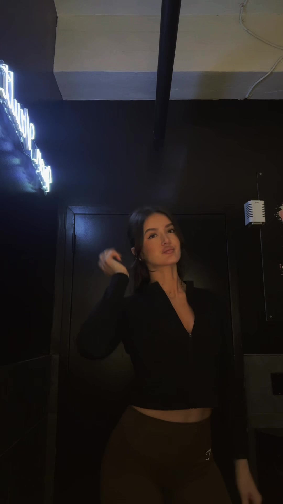 @Joz._