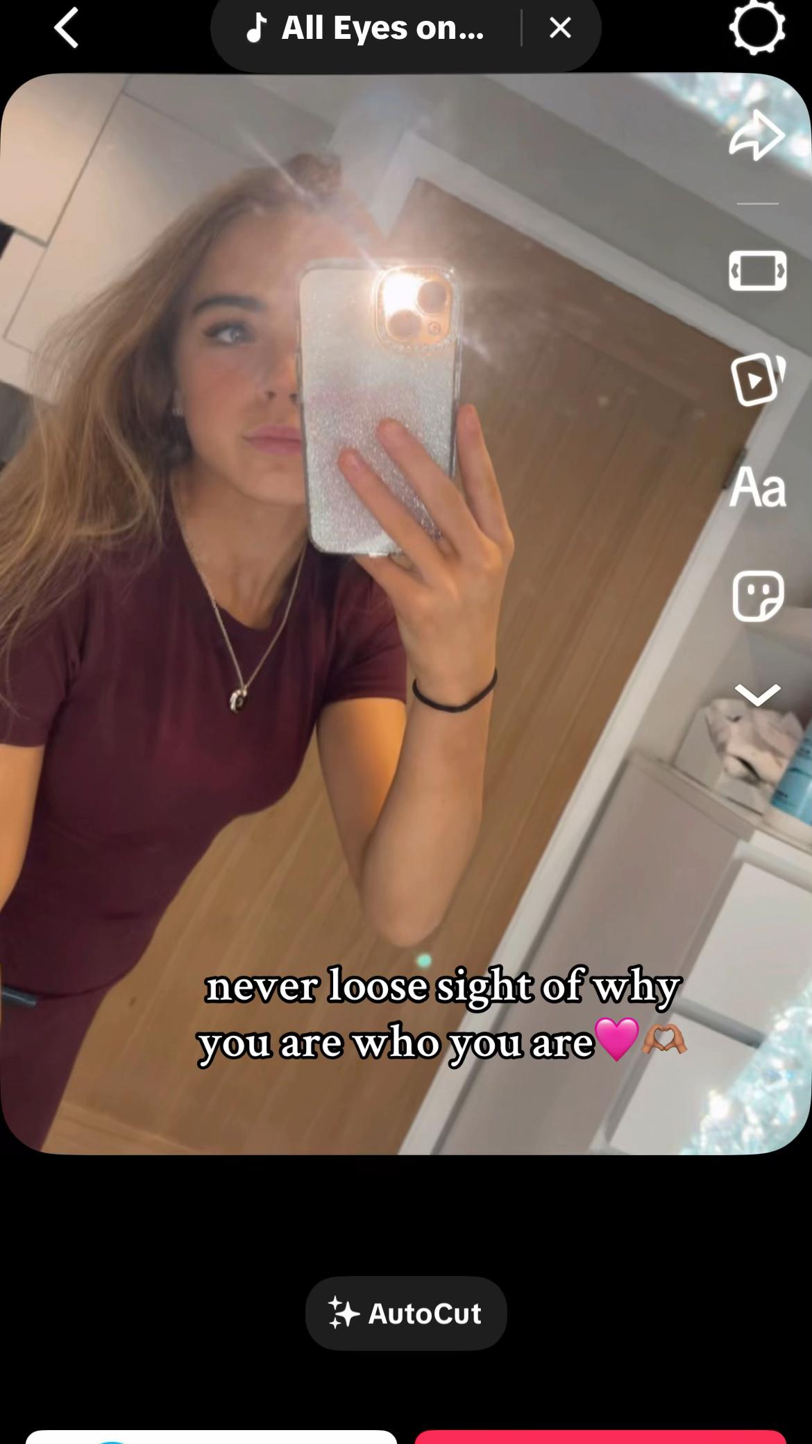 @bella handley