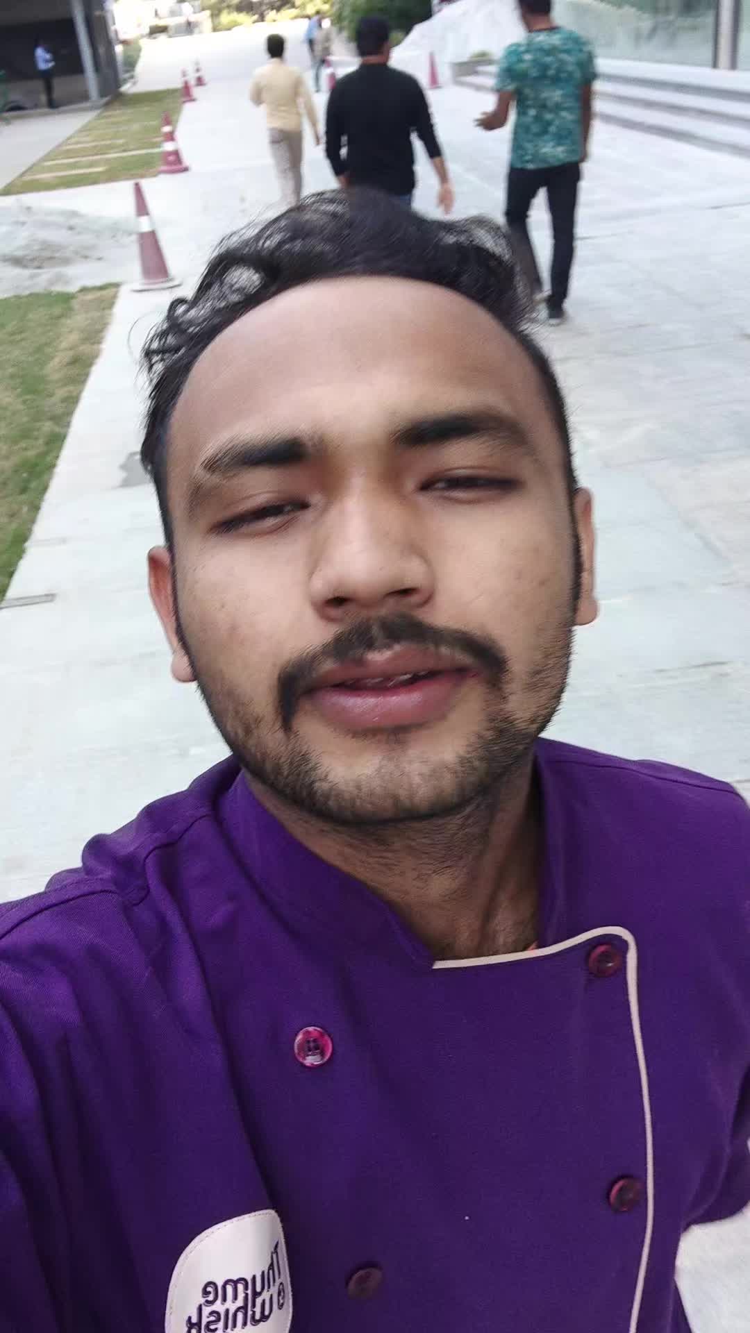 @manni dai (chill man🤟🙃)