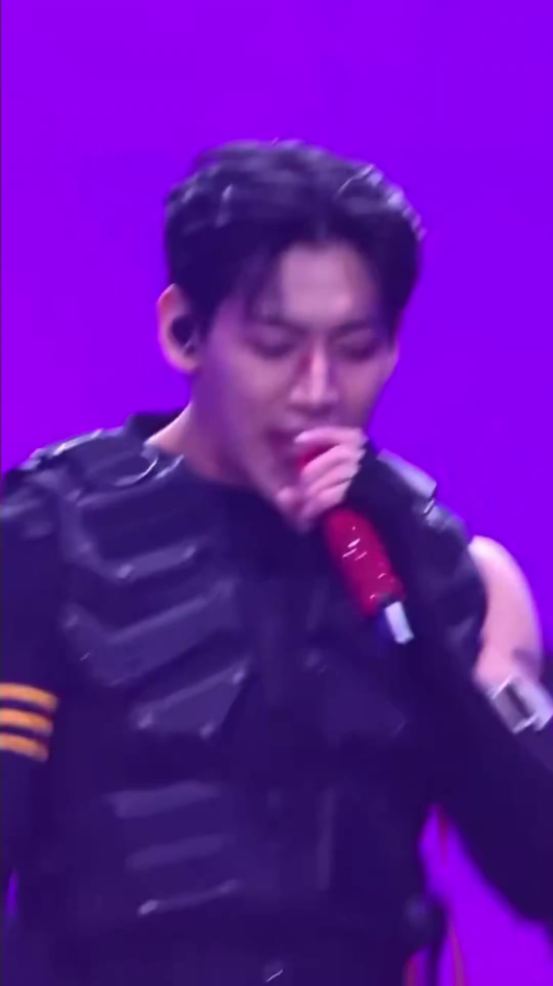@😇 &ni;&isin; ℍ𝔸𝕃𝕆 11:11 ❤️🖤