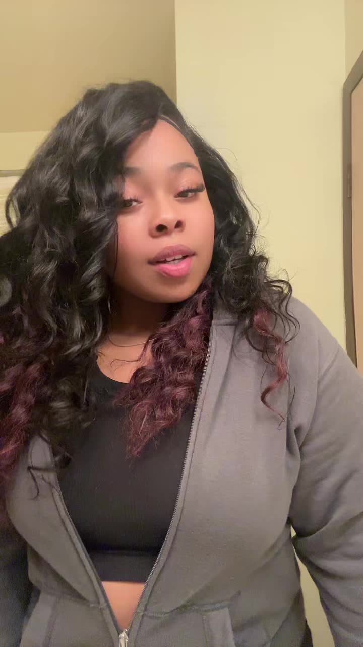 @officiallyani1