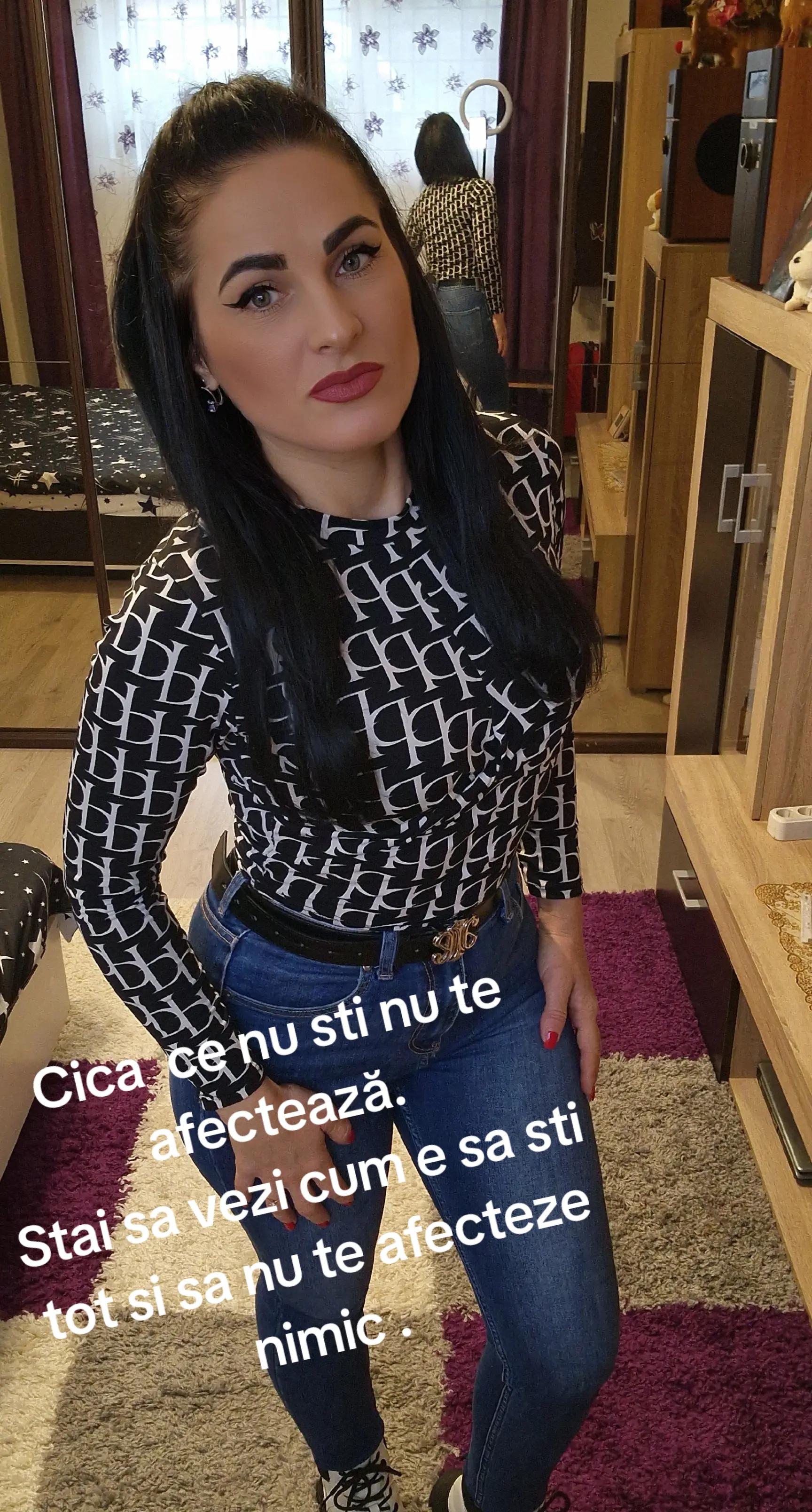 @elena