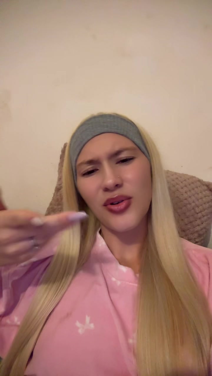 @Inaya30k🤍