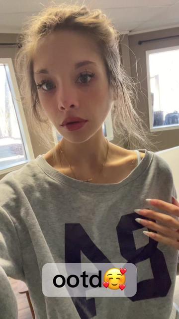 @elsa😋