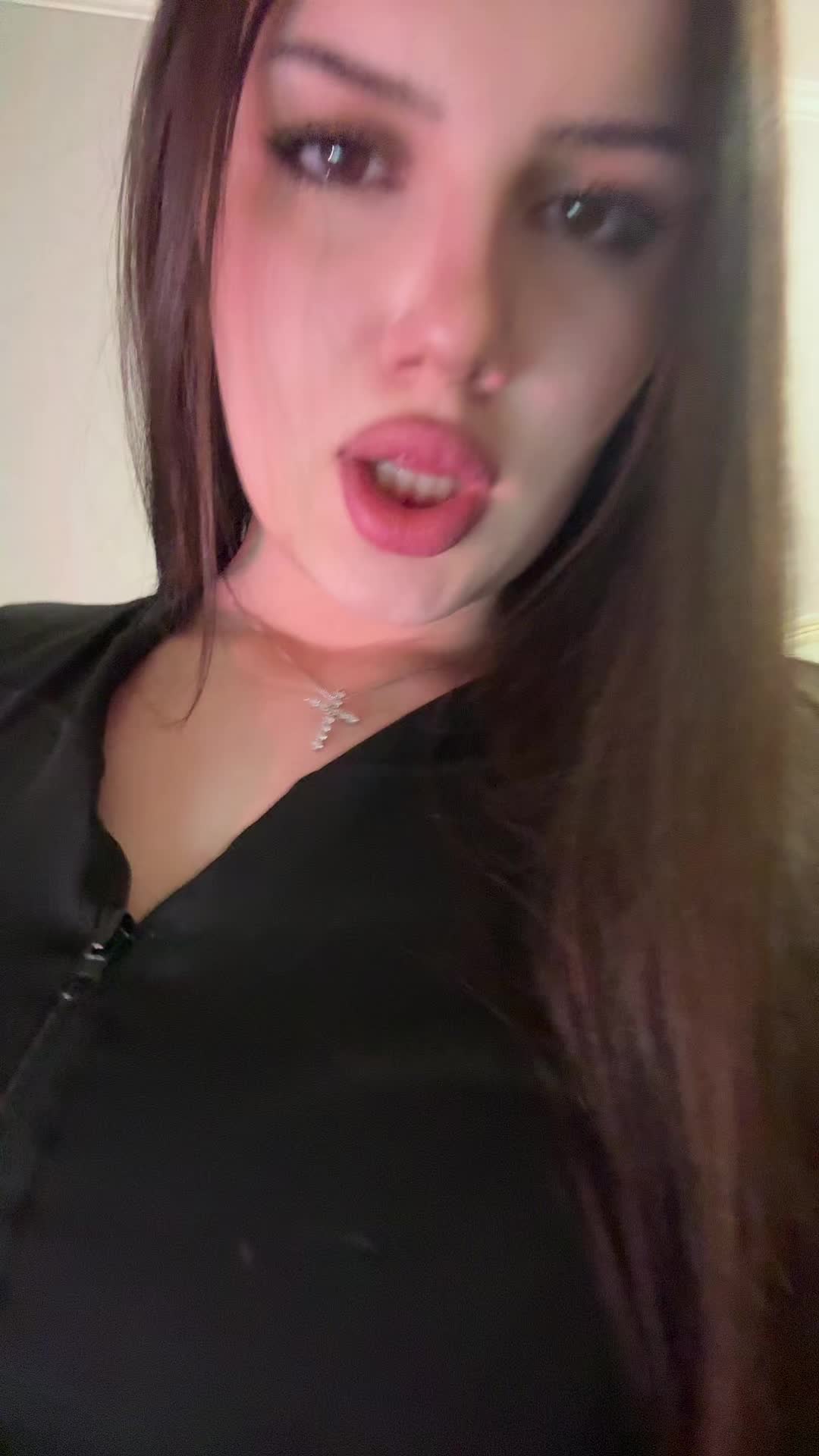@𝔃
