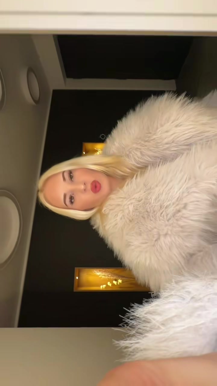 @👸🏼