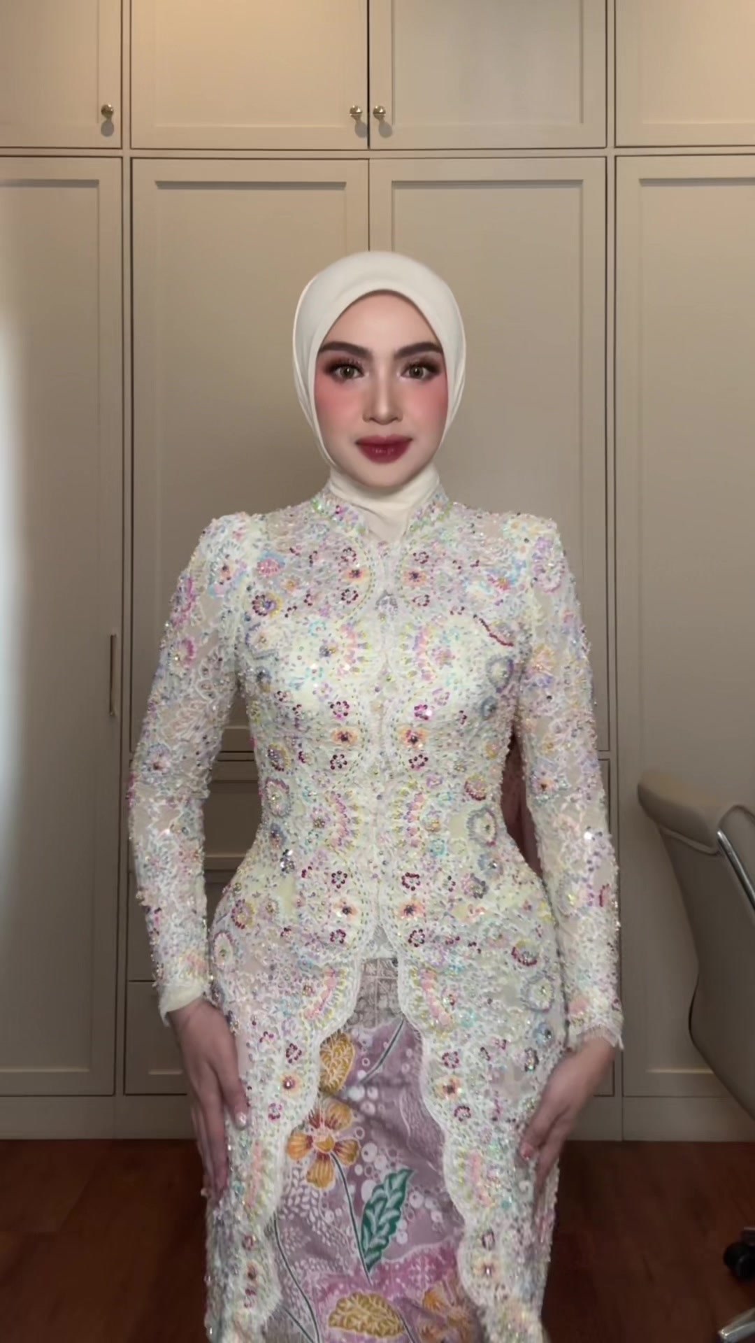 @nazlakhn