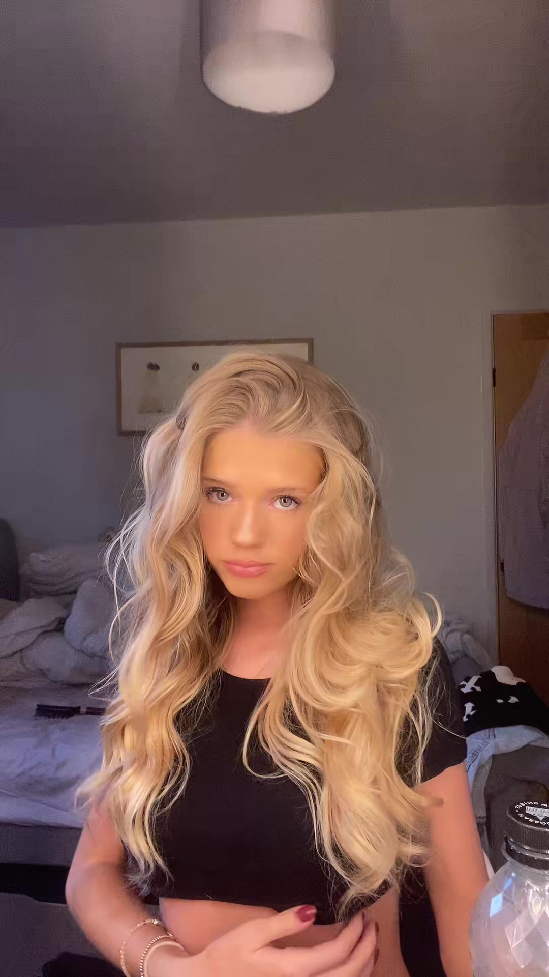 @😈