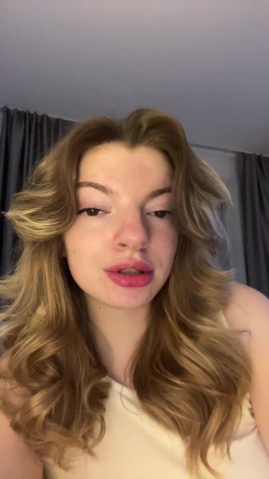 @nikaa