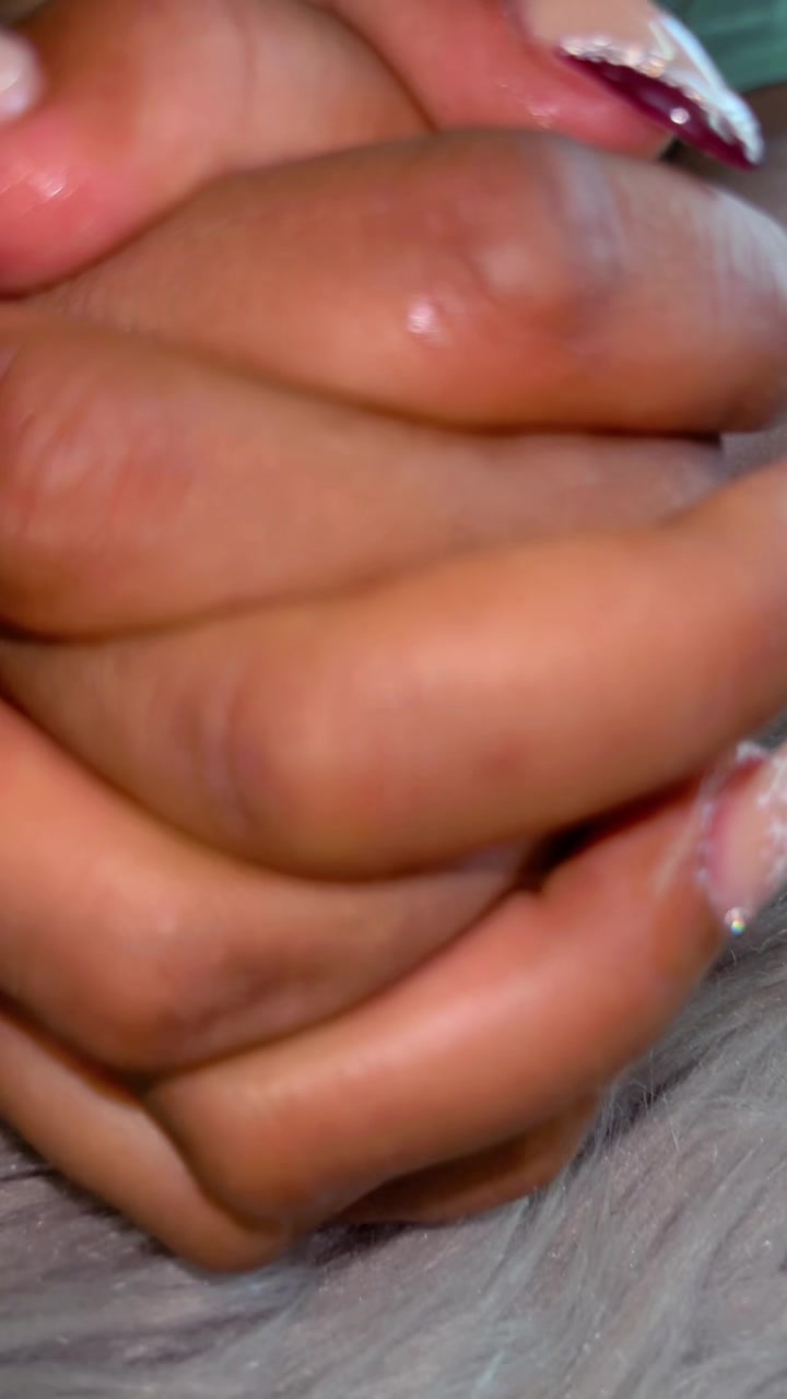 @TIPSY TURVY NAILS AND LASHES