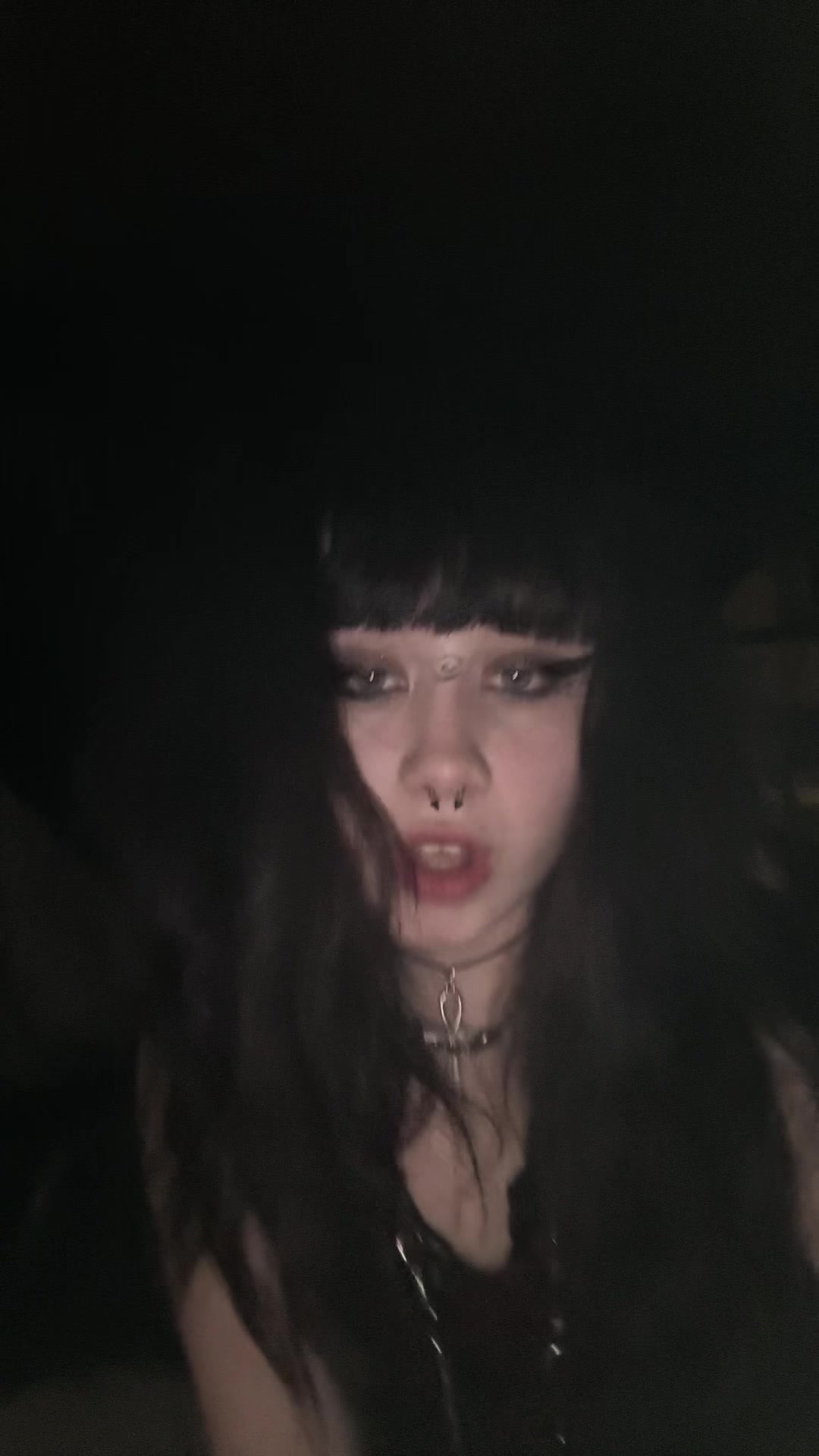 @Skylaxxc