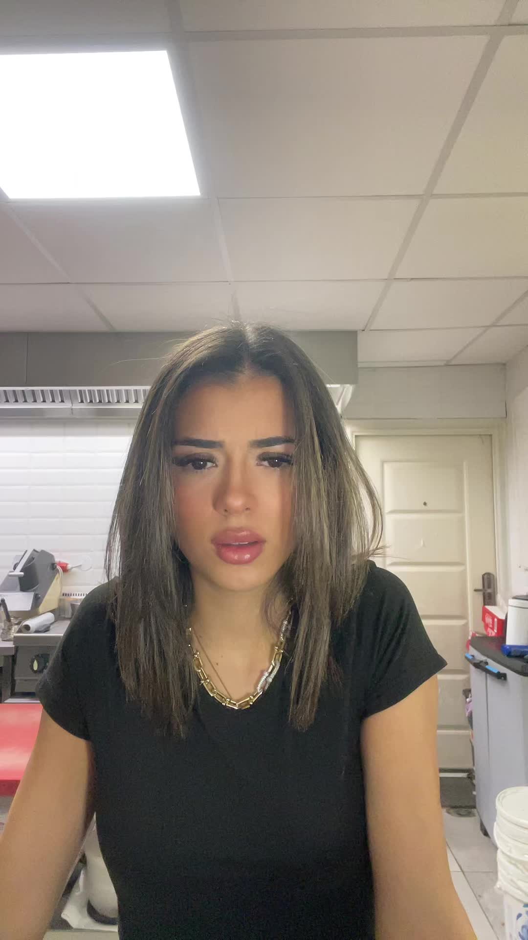 @&Ouml;zge.2src