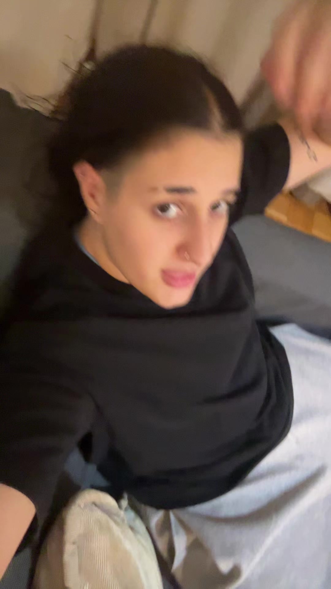 @️