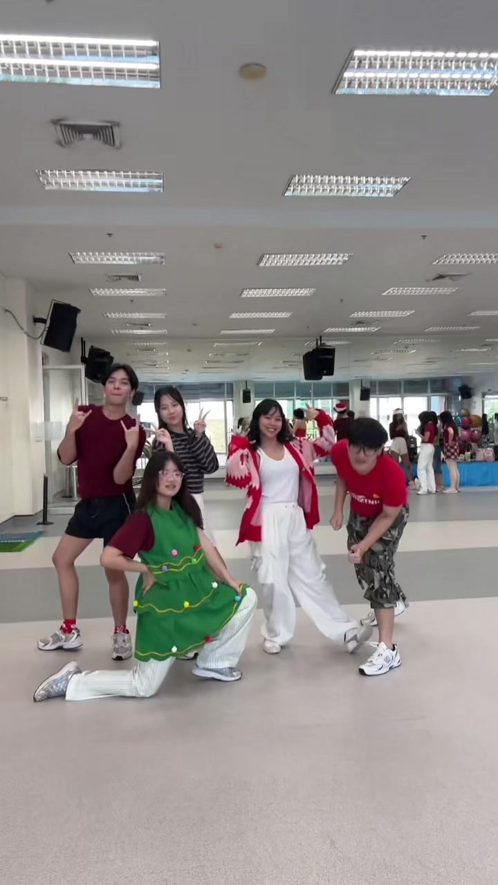 @CU POMPOM