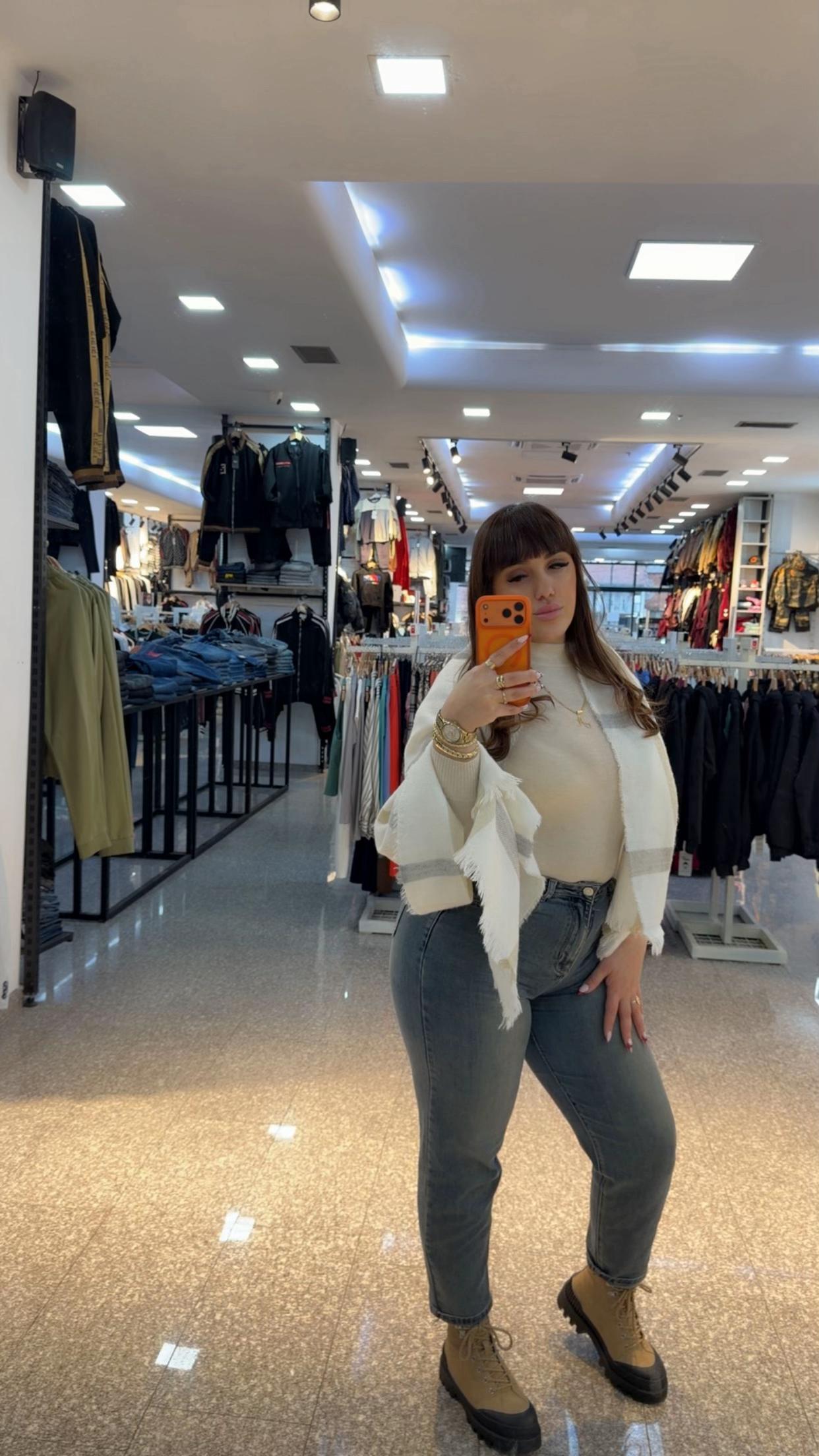 @dorinakrasniqi7