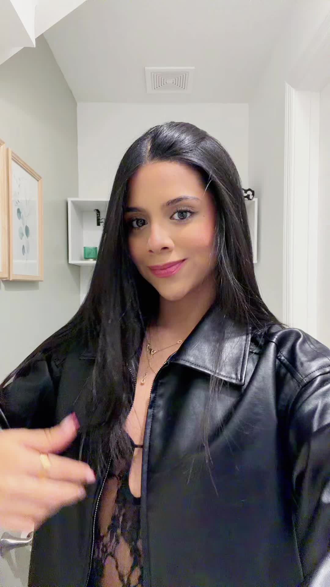 @ariana
