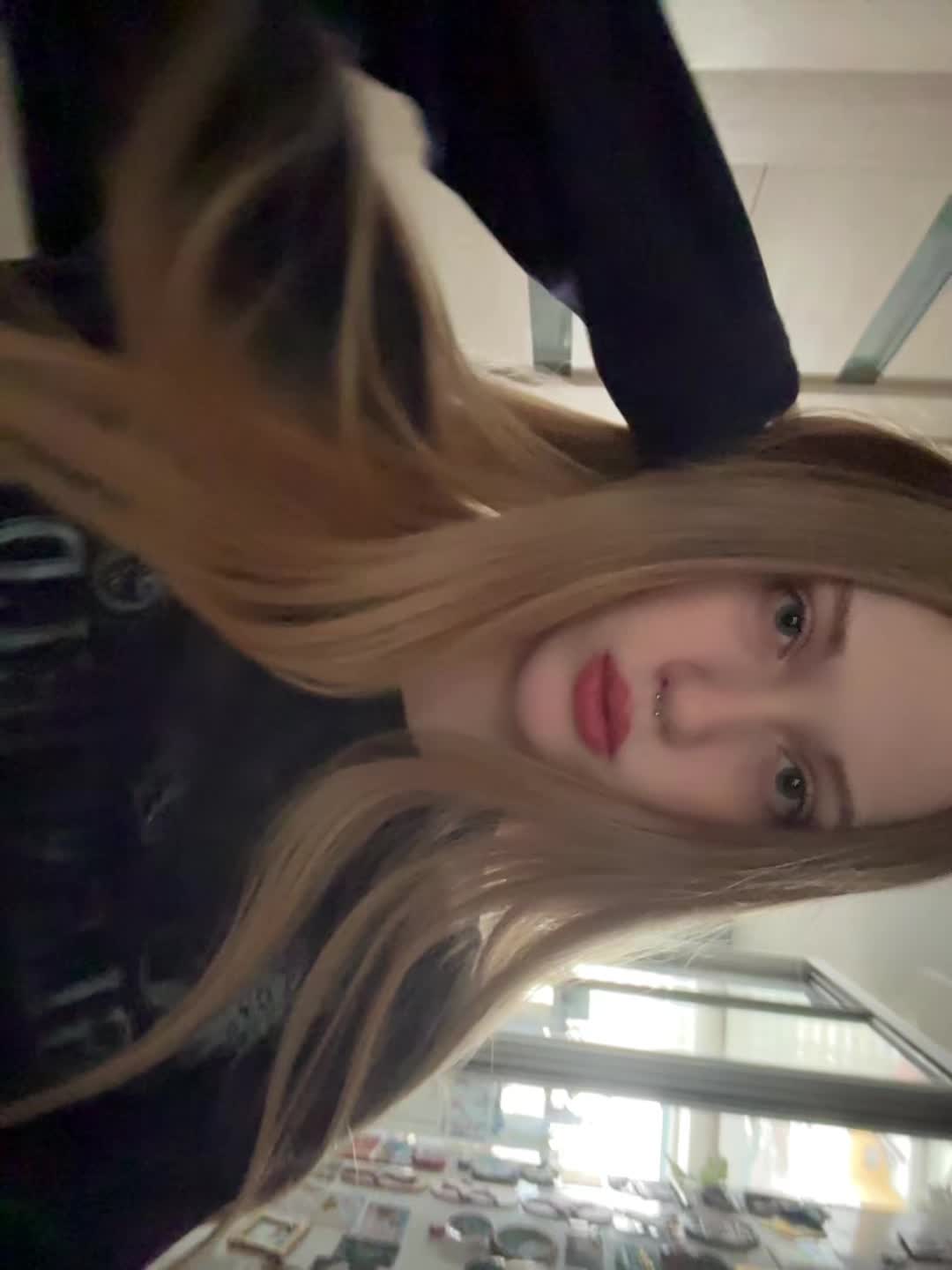 @🪽