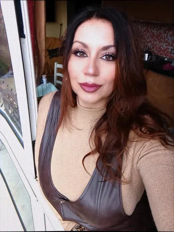 @daniela la corte